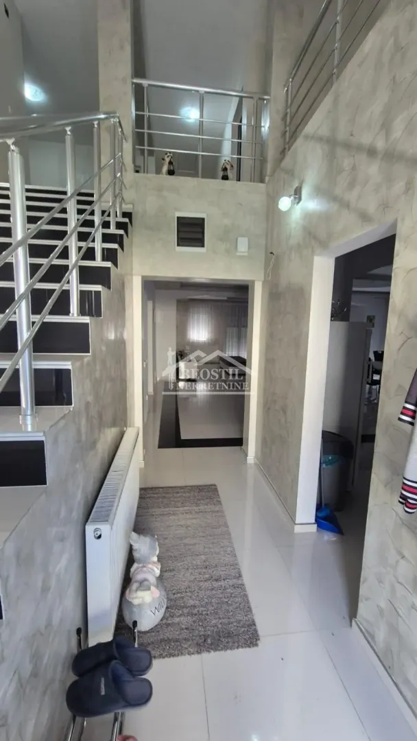 Sale, house, 254m², Mladenovac, Beograd