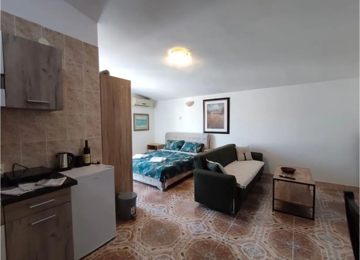 Rent, studio apartment, 30m², Šušanj, Bar
