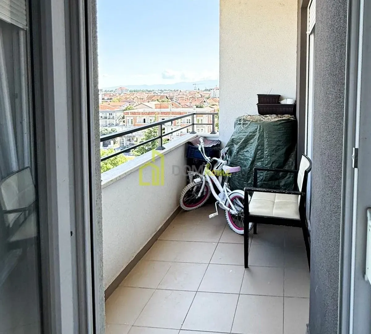 Izdavanje, dvosoban stan, 65m², Stari Aerodrom, Podgorica
