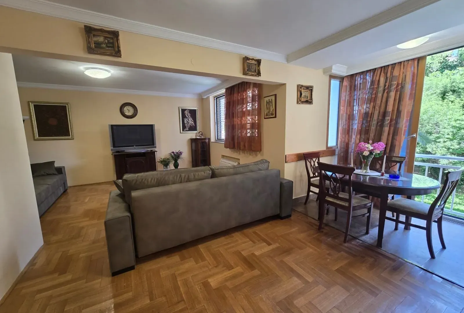 Prodaja, dvosoban stan, 74m², Centar, Budva