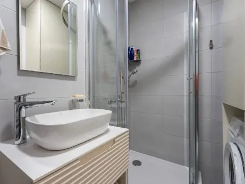 Izdavanje, garsonjera, 30m², Radovići, Tivat - image 10