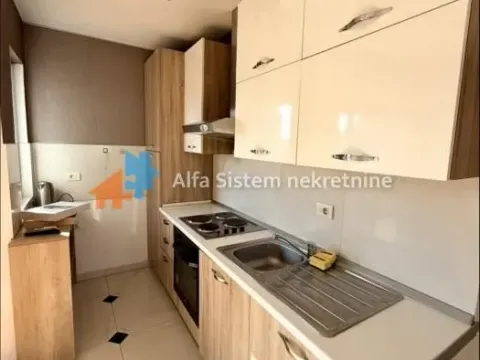 Rent, two bedroom apartment, 72m², Savski Venac, Beograd - image 5