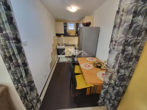 Prodaja, jednosoban stan, 40m², Zemun Kej, Zemun Sve Podlokacije - image 4