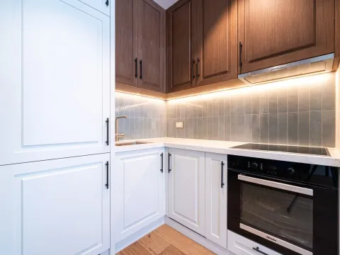 Prodaja, jednosoban stan, 85m², Risan, Kotor - image 8