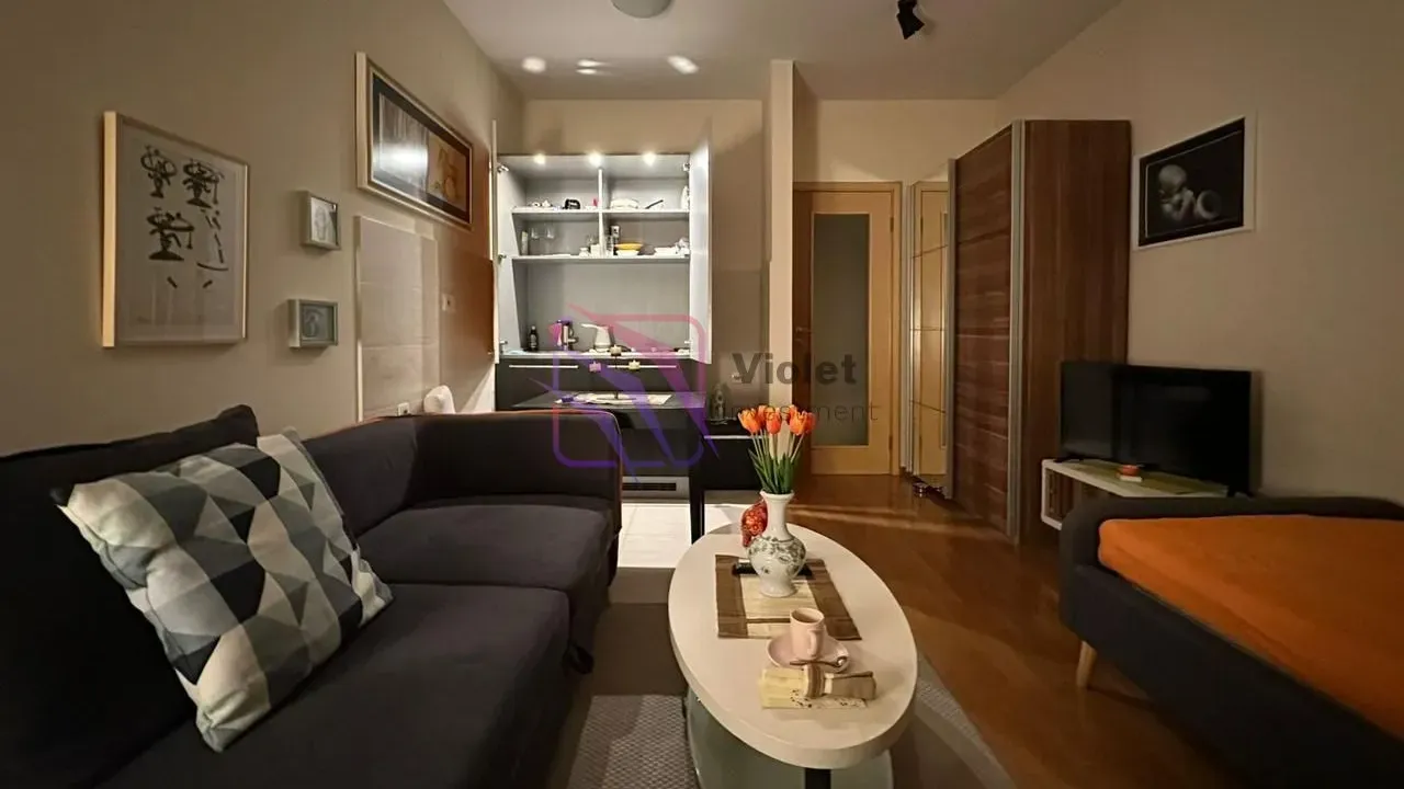 Rent, studio apartment, 29m², Blok 6, Podgorica