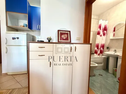 Rent, one bedroom apartment, 37m², Stari Aerodrom, Podgorica - image 11