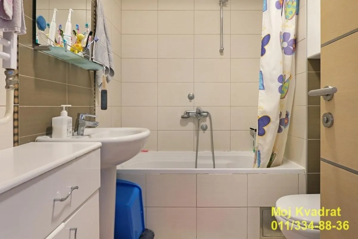 Prodaja, dvosoban stan, 44m², Stari Grad, Beograd