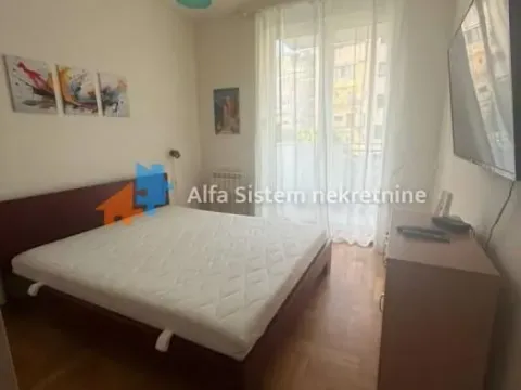 Izdavanje, trosoban stan, 106m², Vračar Hram, Vračar Sve Podlokacije - image 7