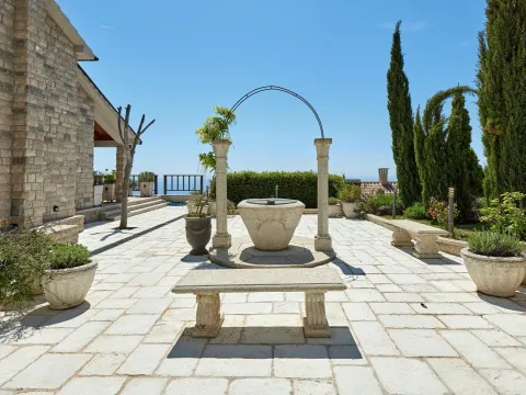 Prodaja, kuća, 2191m², Blizikuće, Budva - image 43