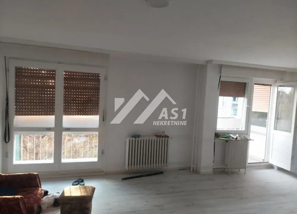 Izdavanje, trosoban stan, 78m², Liman 3, Novi Sad Sve Podlokacije