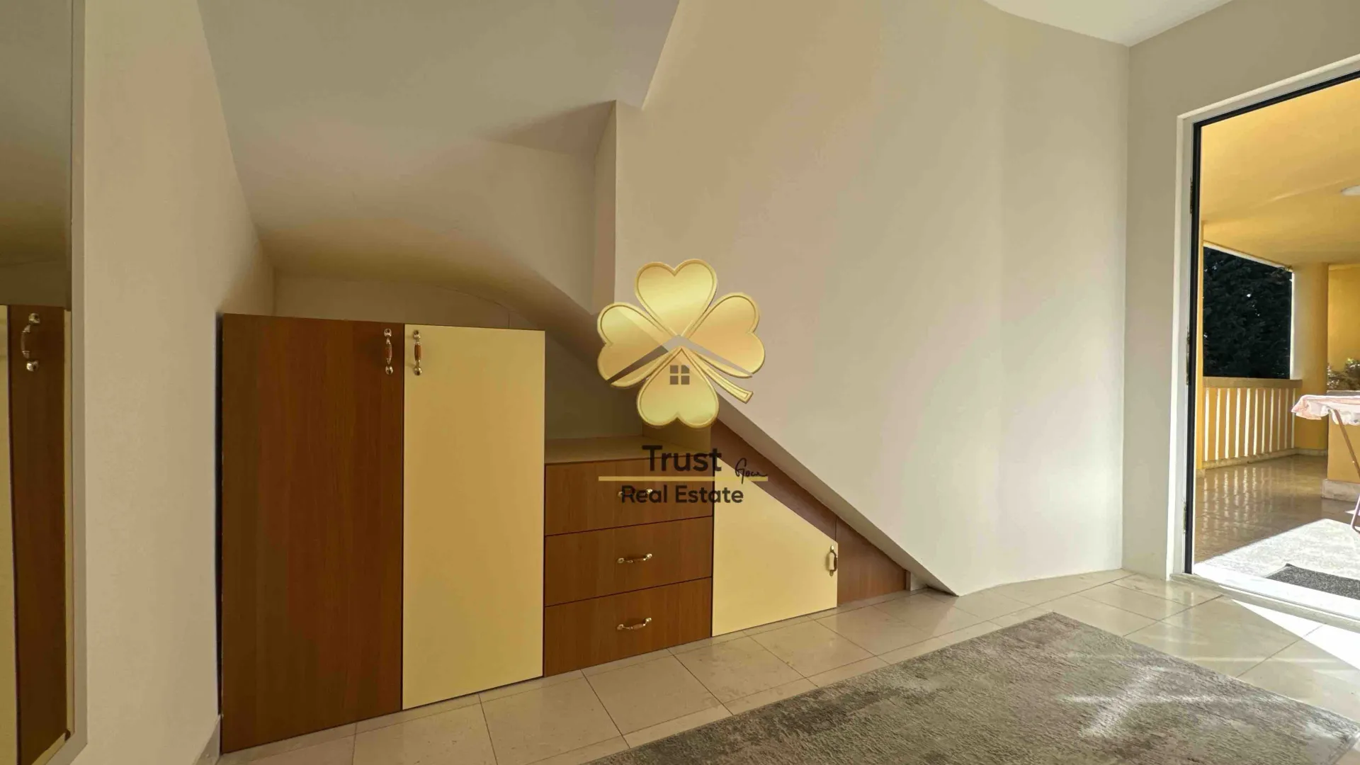 Rent, one bedroom apartment, 60m², Gorica C, Podgorica