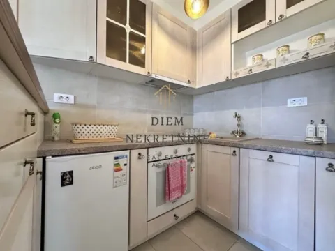 Izdavanje, garsonjera, 33m², City Kvart, Podgorica - image 5