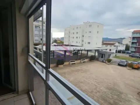 Rent, one bedroom apartment, 43m², Tološka šuma, Podgorica - image 5