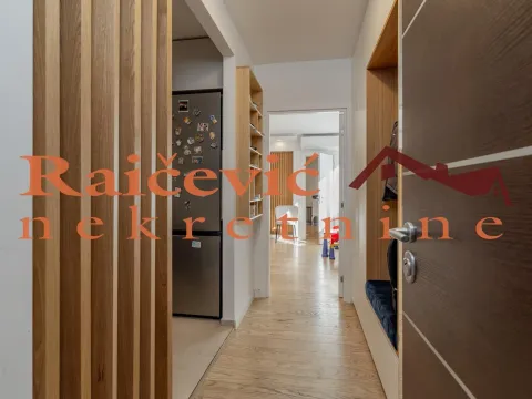 Sale, three bedroom apartment, 136m², Savski Venac, Beograd - image 7