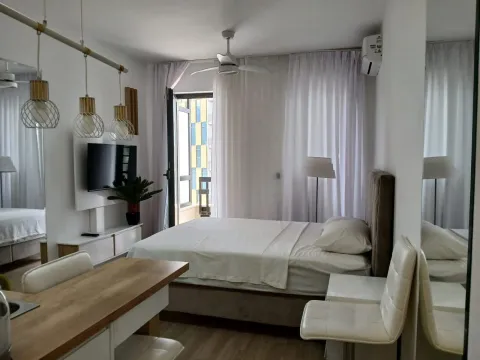 Sale, studio apartment, 27m², Bečići, Budva - image 5