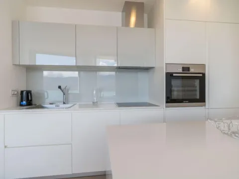 Izdavanje, dvosoban stan, 80m², Centar, Budva - image 4