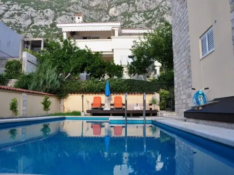 Sale, house, 400m², Dobrota, Kotor - image 5
