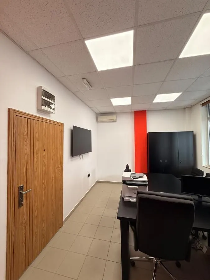 Rent, office space, 22m², Bulevar Evrope, Novi Sad Sve Podlokacije