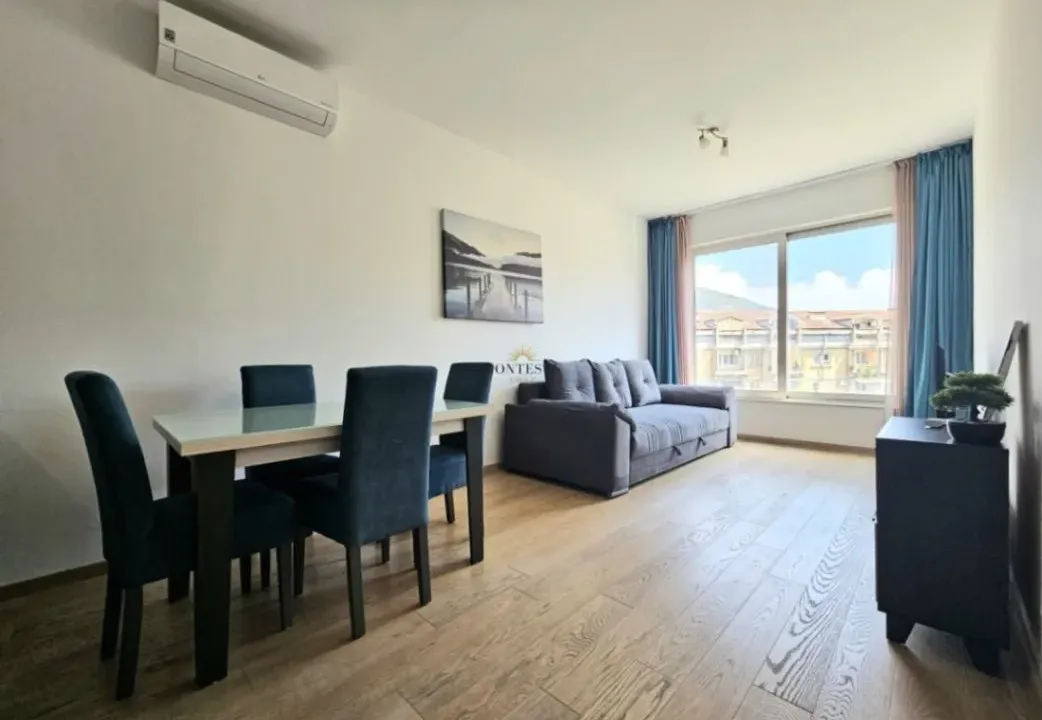 Izdavanje, jednosoban stan, 45m², Budva, Crna Gora