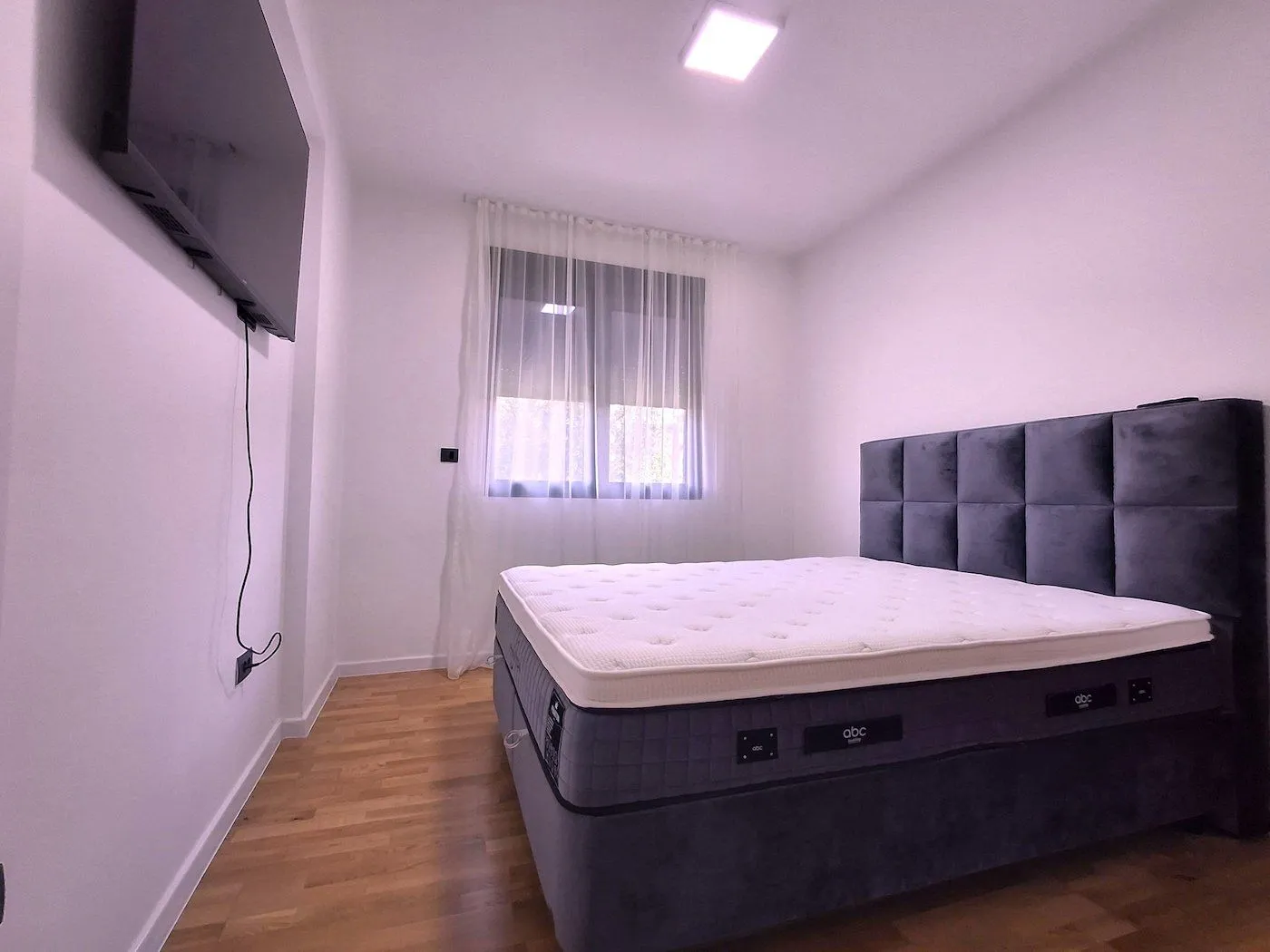 Rent, apartment, 100m², Dalmatinska ulica, Podgorica