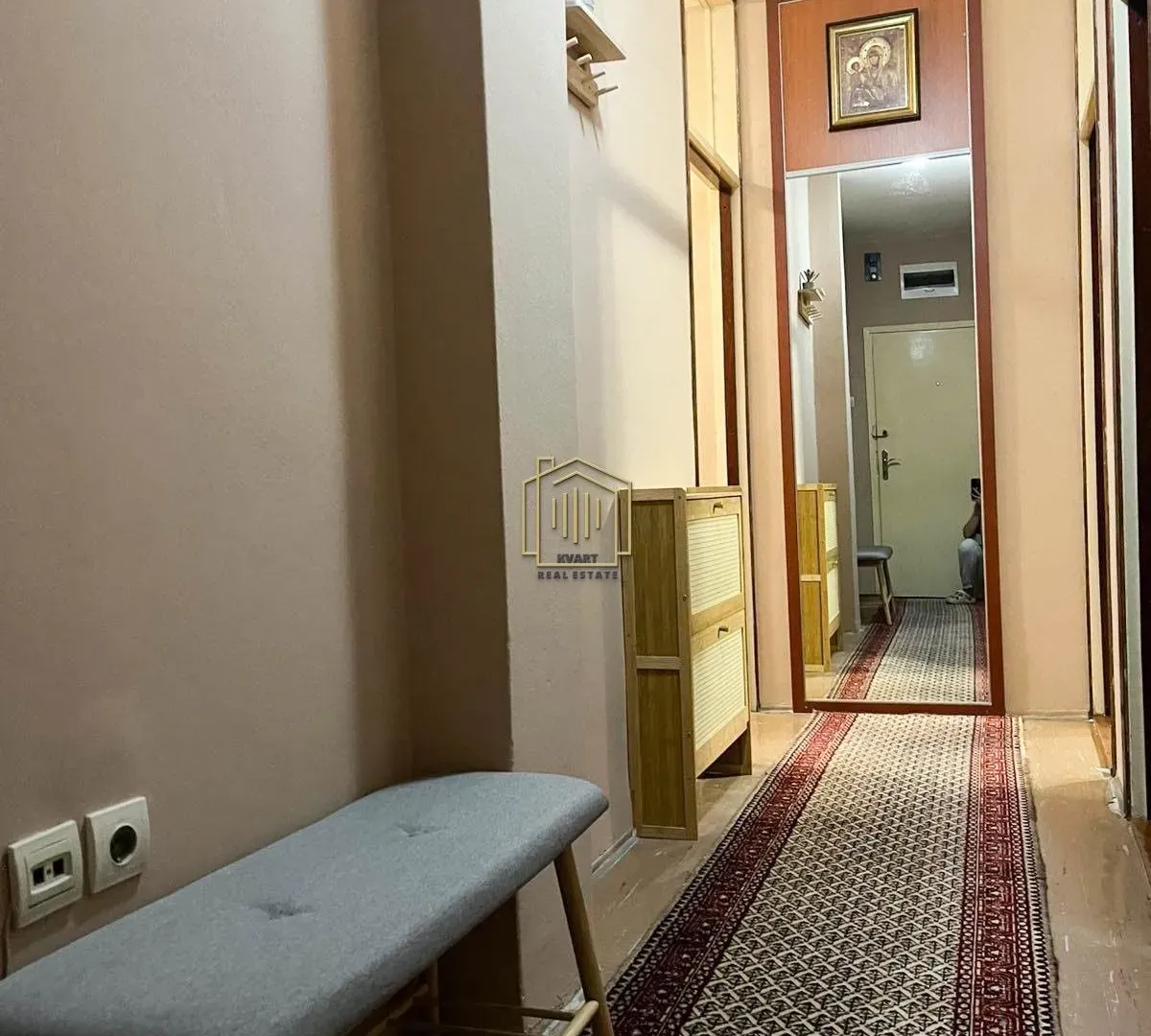 Rent, two bedroom apartment, 65m², Pejton, Podgorica