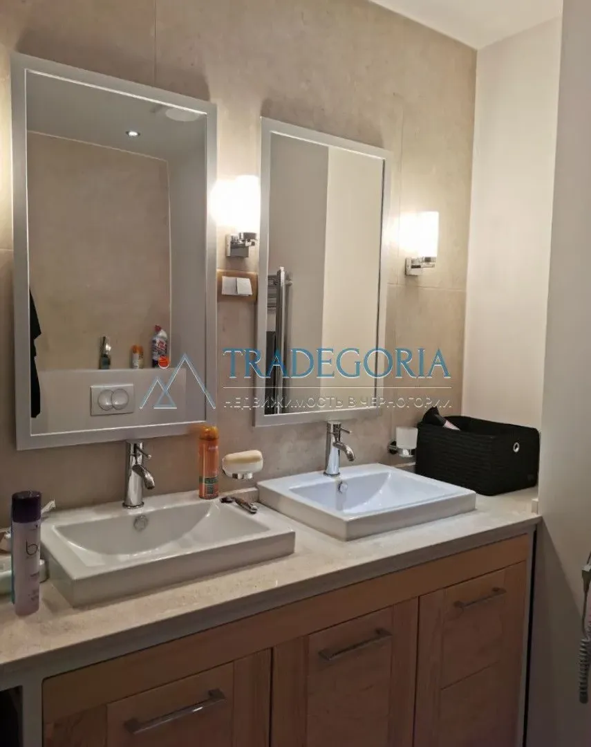 Prodaja, dvosoban stan, 100m², Tivat, Crna Gora