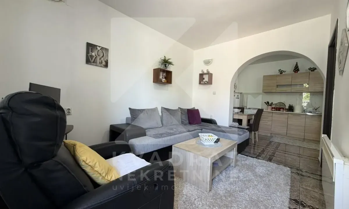 Rent, one bedroom apartment, 50m², Stari Aerodrom, Podgorica