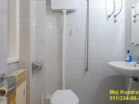 Izdavanje, stan, 239m², Stari Grad, Beograd - image 19