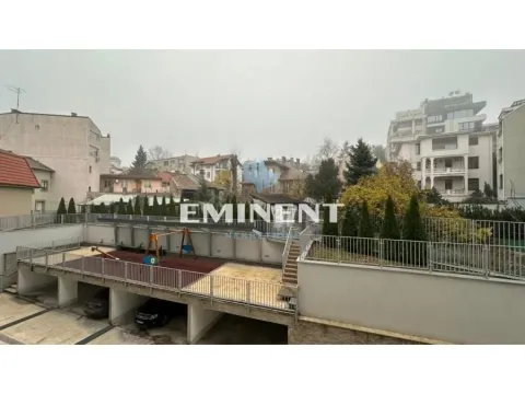 Izdavanje, dvosoban stan, 46m², Vračar Hram, Vračar Sve Podlokacije - image 17