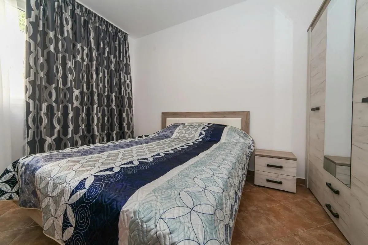 Prodaja, jednosoban stan, 61m², Kamenari, Herceg Novi