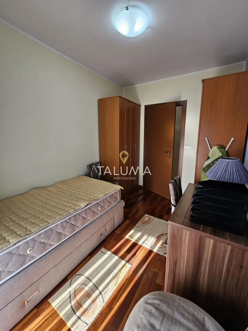 Rent, two bedroom apartment, 75m², City Kvart, Podgorica