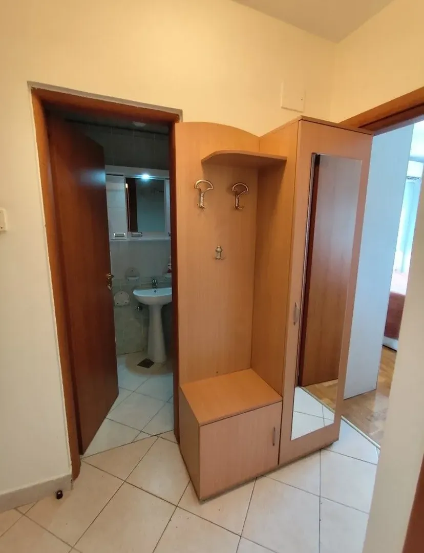 Rent, one bedroom apartment, 33m², Preko Morače, Podgorica
