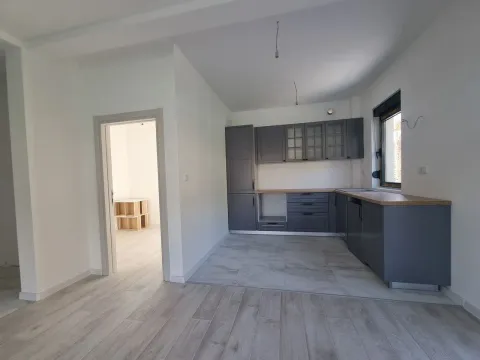 Prodaja, trosoban stan, 82m², Mažina, Tivat - image 18