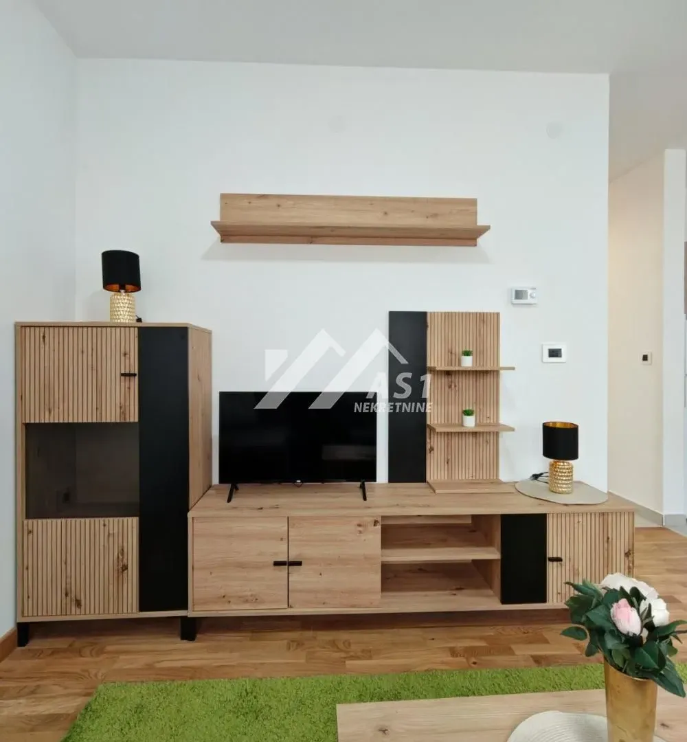 Rent, two bedroom apartment, 42m², Sadovi, Petrovaradin