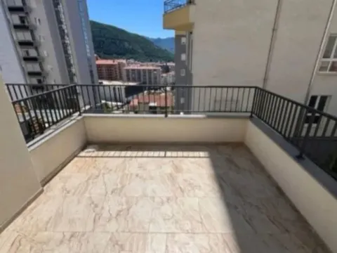 Sale, two bedroom apartment, 65m², Budva, Crna Gora - image 2