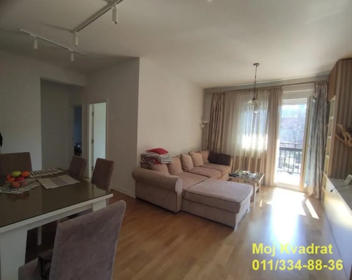 Prodaja, trosoban stan, 74m², Karaburma, Palilula Sve Podlokacije