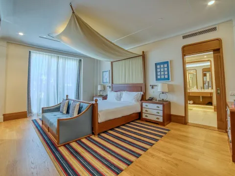 Sale, four bedroom apartment, 595m², Porto Montenegro, Tivat - image 23