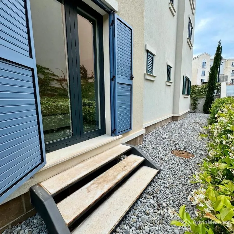Prodaja, dvosoban stan, 85m², Luštica Bay, Tivat
