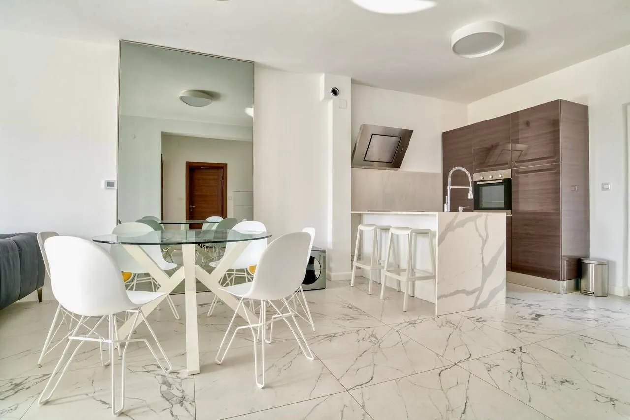 Sale, two bedroom apartment, 60m², Petrovac, Budva