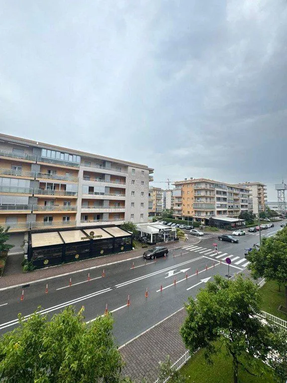 Rent, office space, 75m², City Kvart, Podgorica