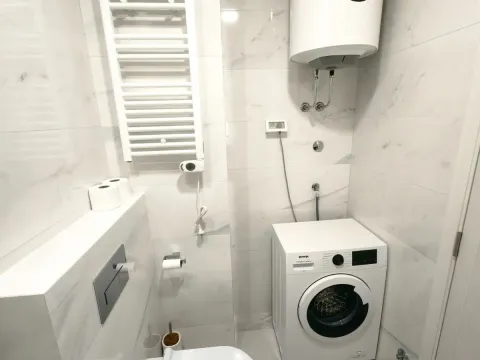 Prodaja, jednosoban stan, 49m², Central Point, Podgorica - image 12