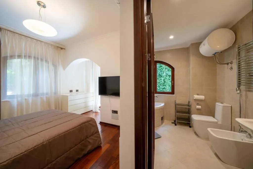 Sale, two bedroom apartment, 86m², Petrovac, Budva