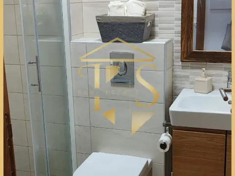 Rent, one bedroom apartment, 42m², Kalimanj, Tivat - image 14