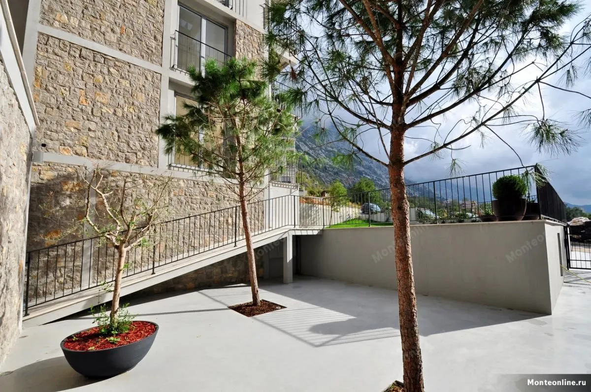 Prodaja, jednosoban stan, 52m², Dobrota, Kotor