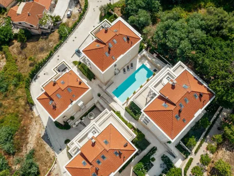 Sale, two bedroom apartment, 134m², Đenovići, Herceg Novi - image 3