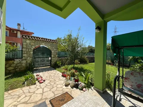 Sale, house, 192m², Zagorič, Podgorica - image 10