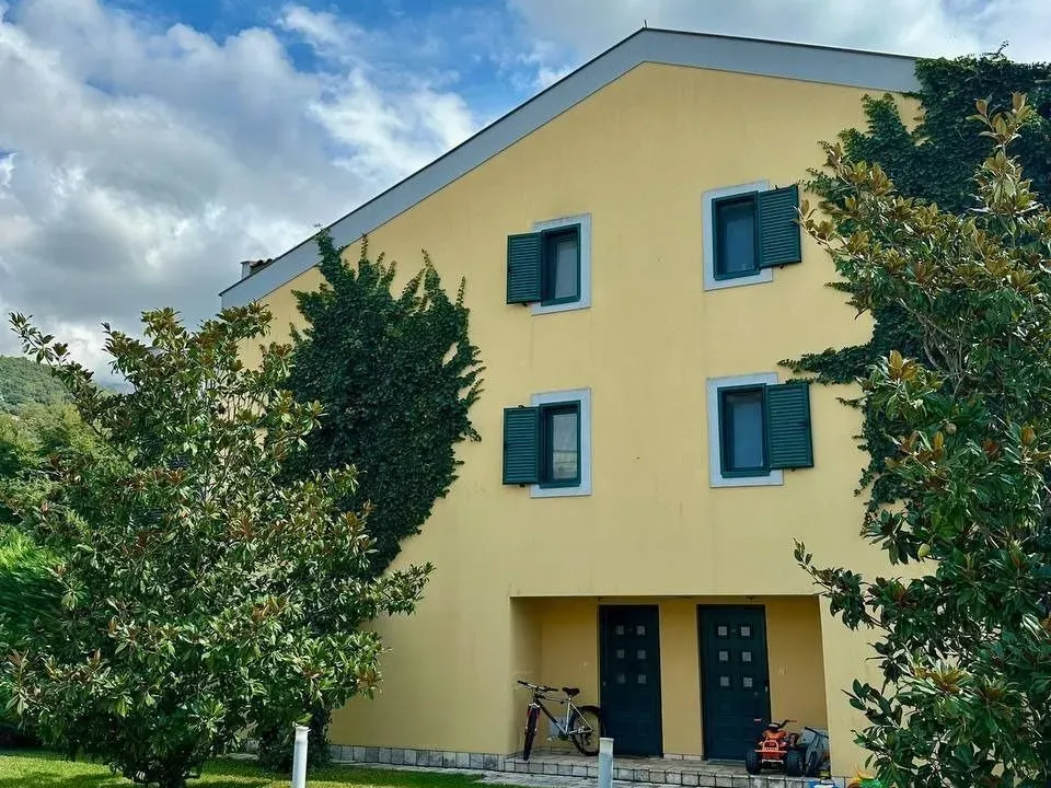 Sale, house, 174m², Lastva Grbaljska, Kotor