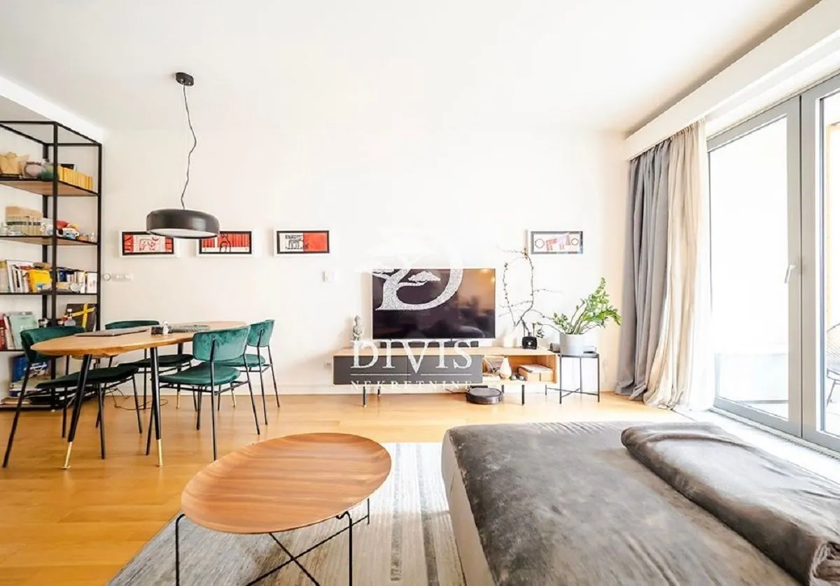 Izdavanje, dvosoban stan, 73m², Novi Beograd Blok 65, Novi Beograd Sve Podlokacije
