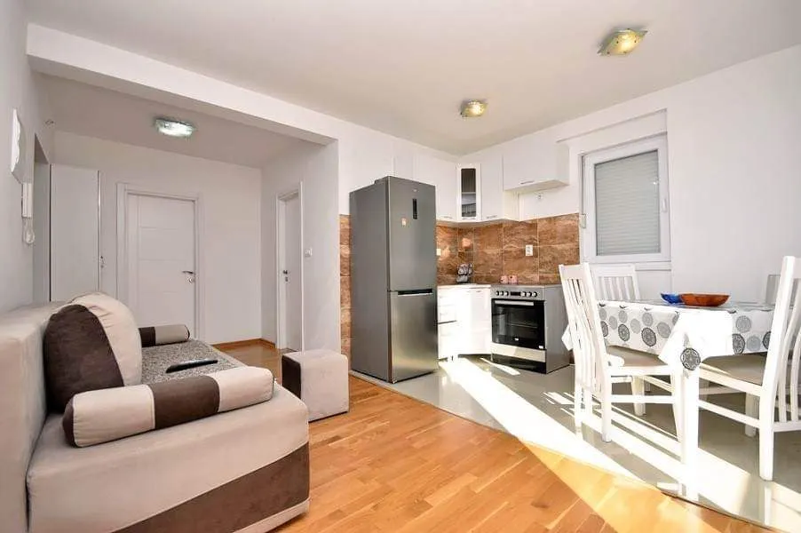 Prodaja, stan, 53m², Herceg Novi, Crna Gora