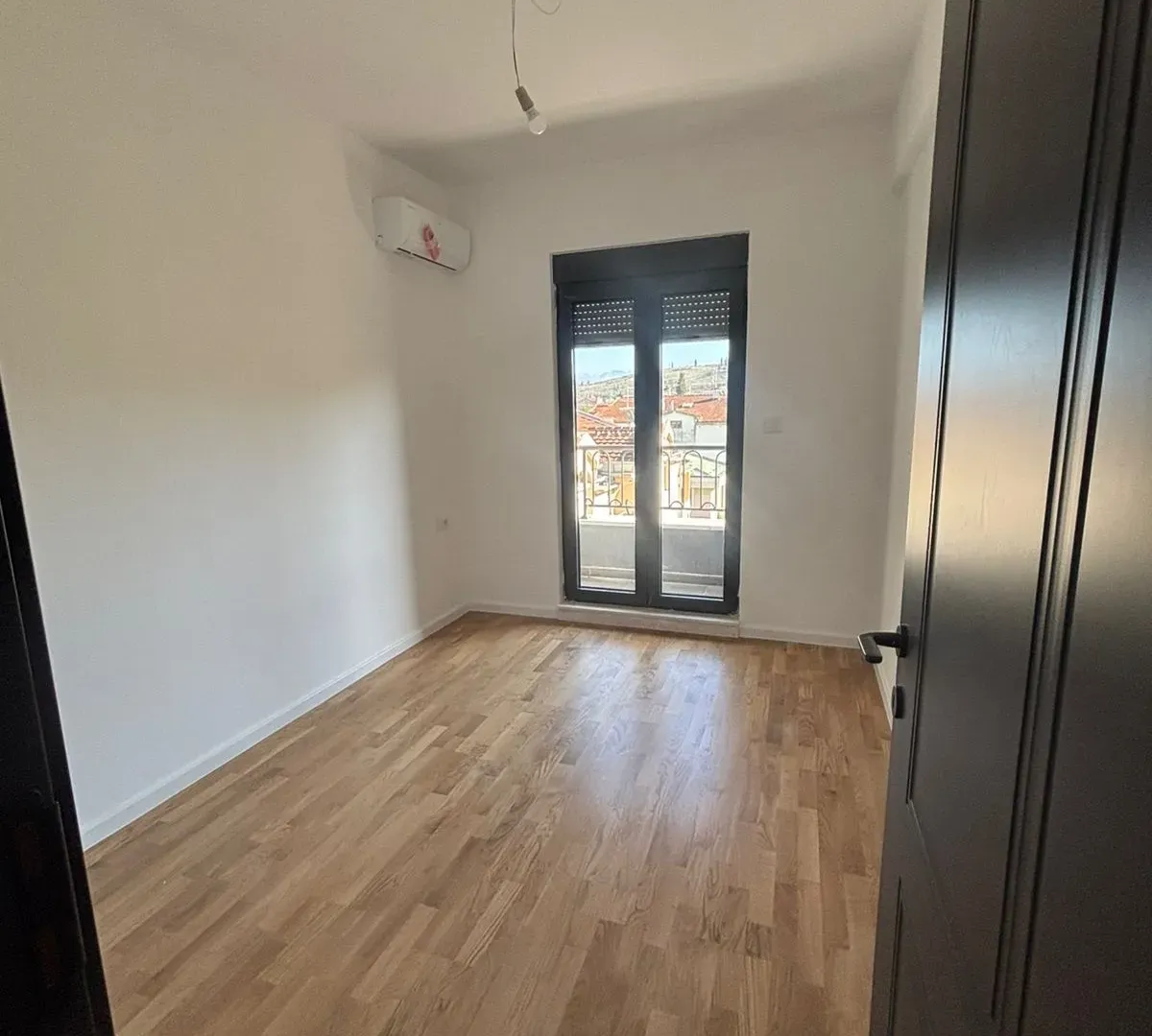 Prodaja, dvosoban stan, 68m², Zagorič, Podgorica